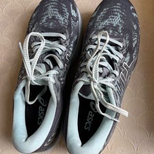 ASICS Gel Cumulus Sneakers 7.5M